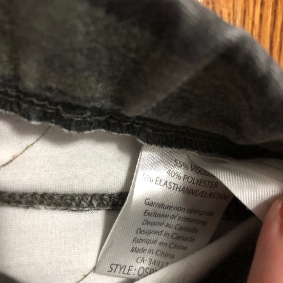 3/$15 - Camo Jeggings size 16 *read - Picture 4 of 5